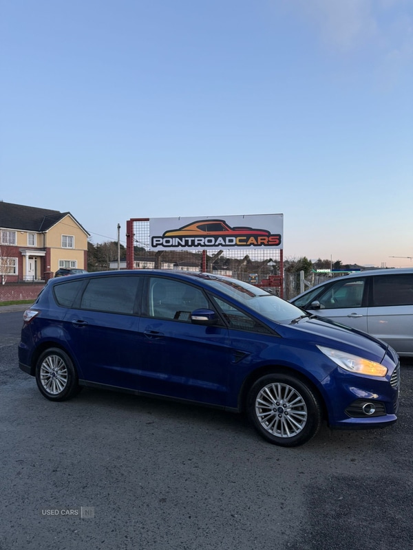Used Ford S-Max 2016 for sale - 76646708: Photo 2