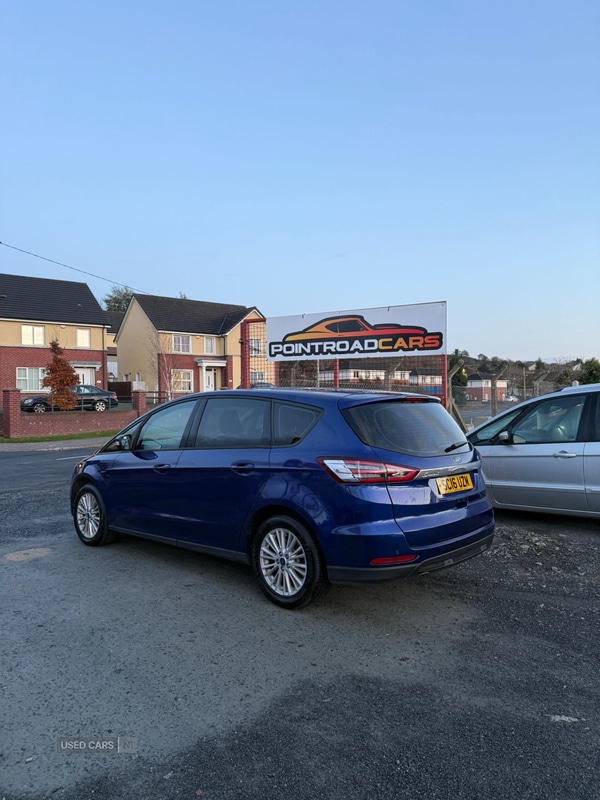 Used Ford S-Max 2016 for sale - 76646708: Photo 4