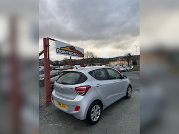 Used Hyundai i10 2014 for sale - 79083405: Photo