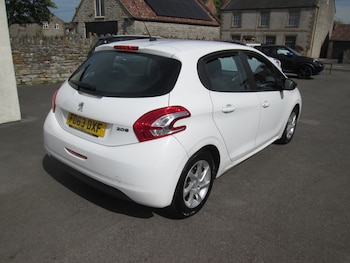 Used Peugeot 208 2014 for sale - 78340500: Photo