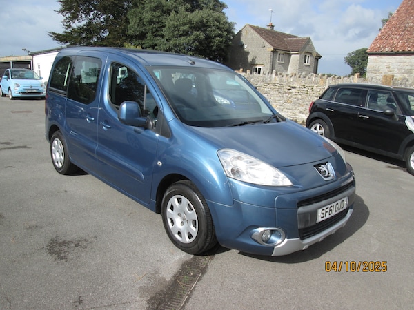 Used Peugeot Partner Tepee 2011 for sale - 76171615: Photo 2