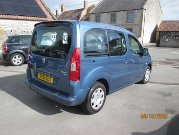 Used Peugeot Partner Tepee 2011 for sale - 76171615: Photo 3