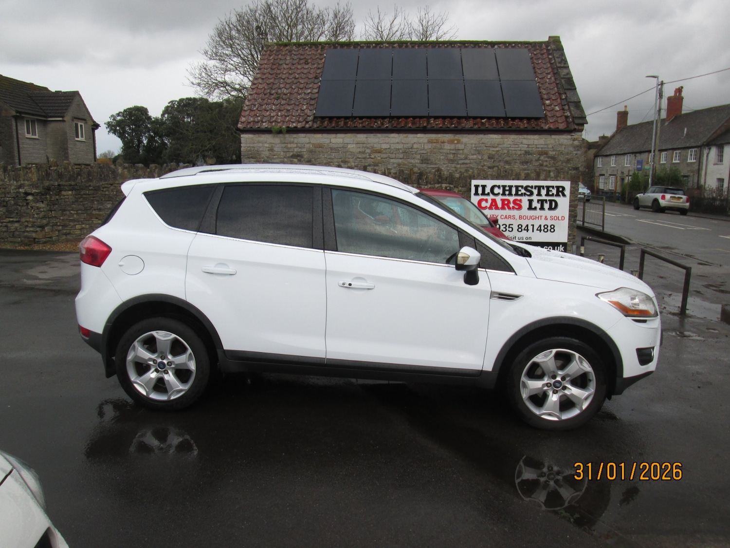 Used Ford Kuga 2010 for sale - 77392141: Photo 4