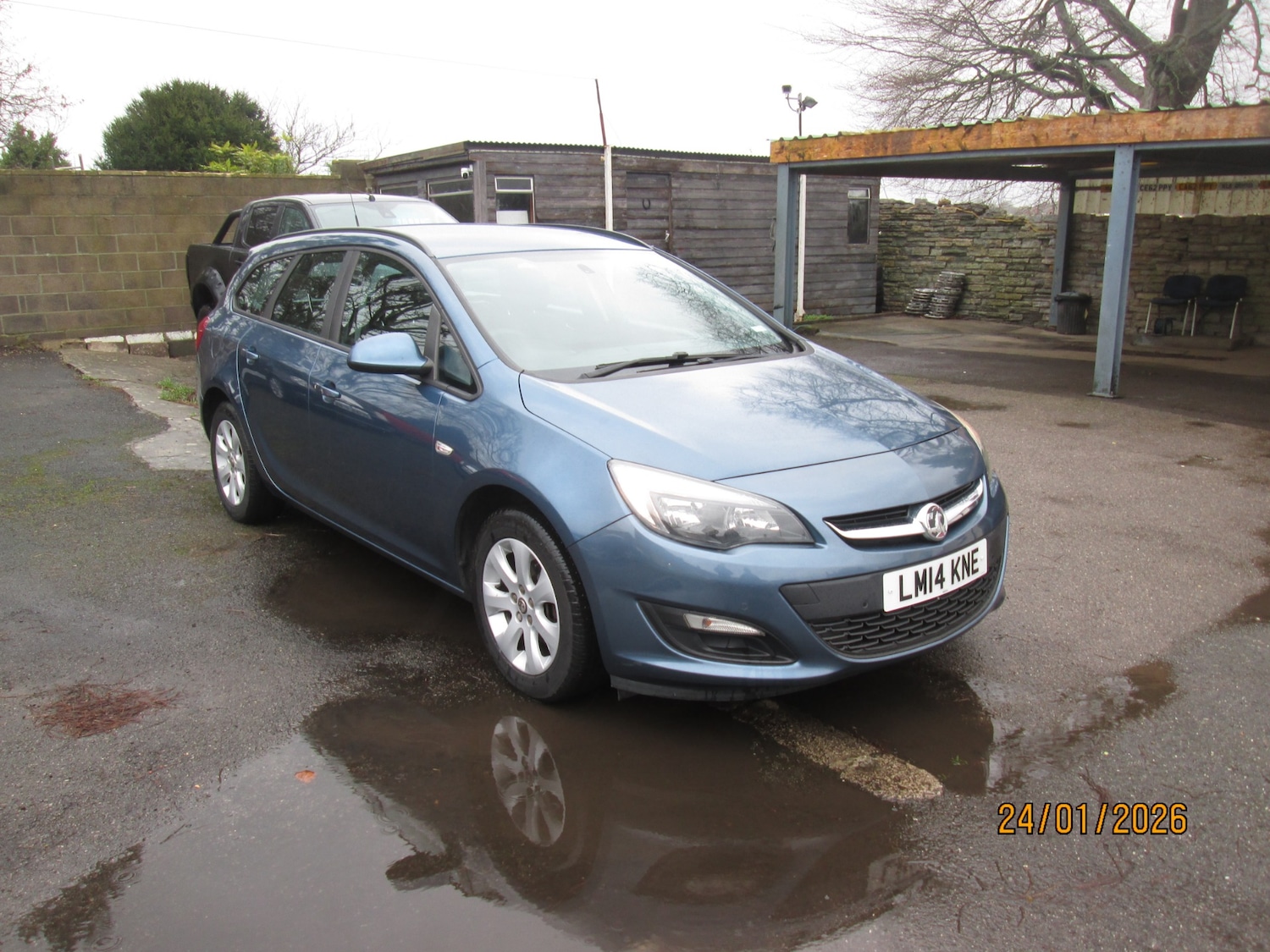 Used Vauxhall Astra 2014 for sale - 77312185: Photo 2