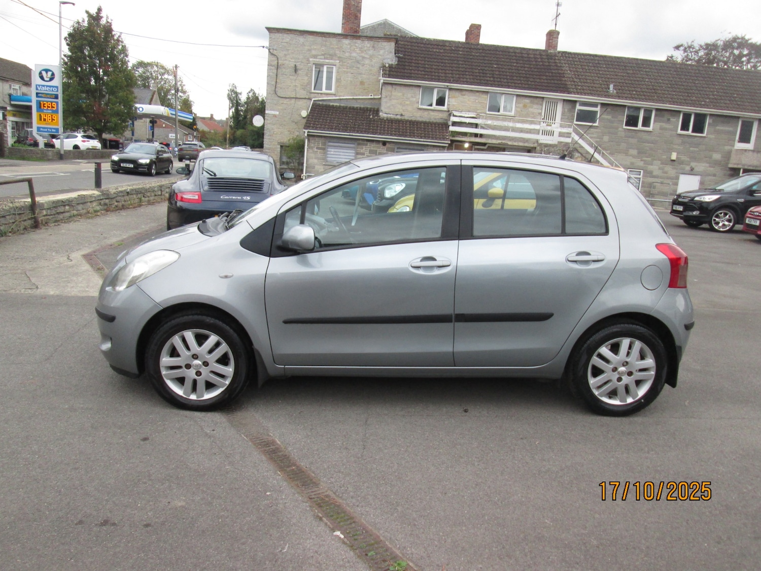 Used Toyota Yaris 2008 for sale - 76289643: Photo 2