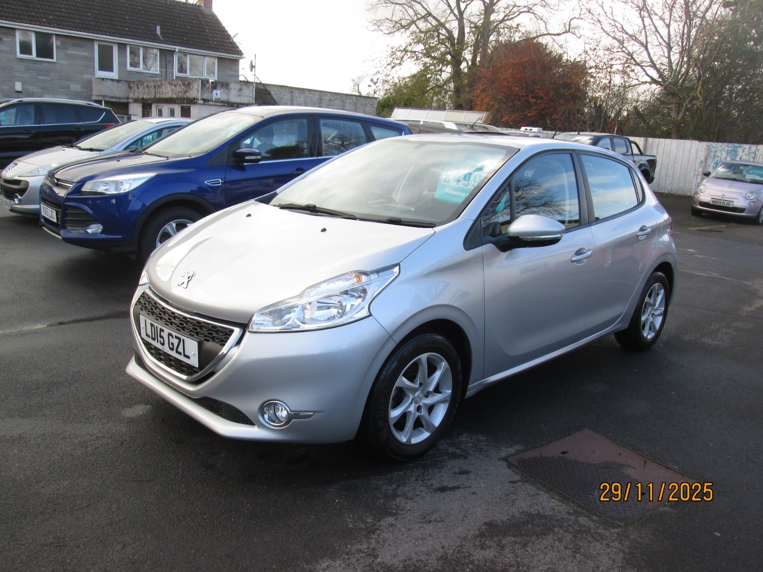 Used Peugeot 208 2015 for sale - 76748837: Photo 1