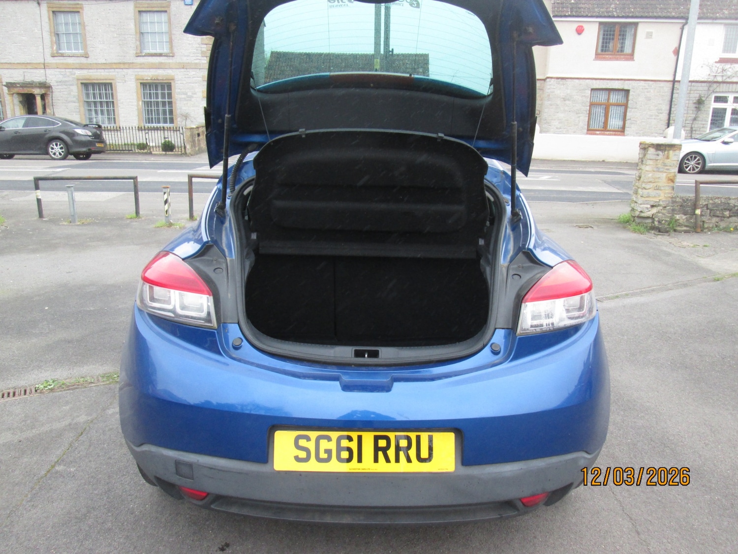 Used Renault Megane 2011 for sale - 77846629: Photo 13