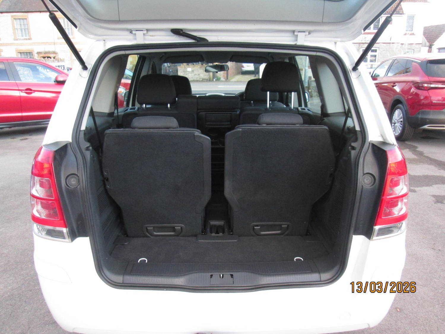 Used Vauxhall Zafira 2013 for sale - 77888353: Photo 15