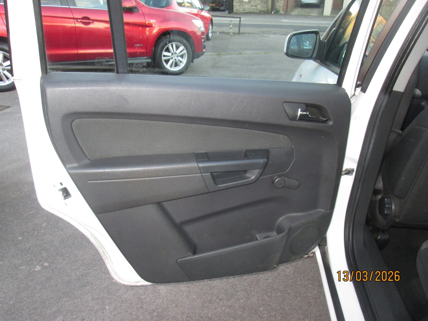 Used Vauxhall Zafira 2013 for sale - 77888353: Photo 18