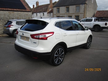 Used Nissan Qashqai 2014 for sale - 76055852: Photo
