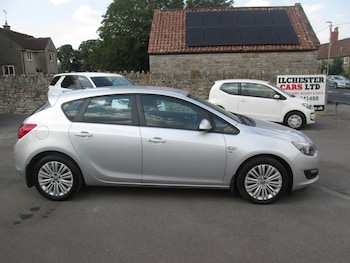 Used Vauxhall Astra 2013 for sale - 79240162: Photo