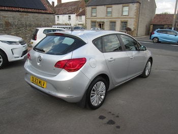 Used Vauxhall Astra 2013 for sale - 79240162: Photo