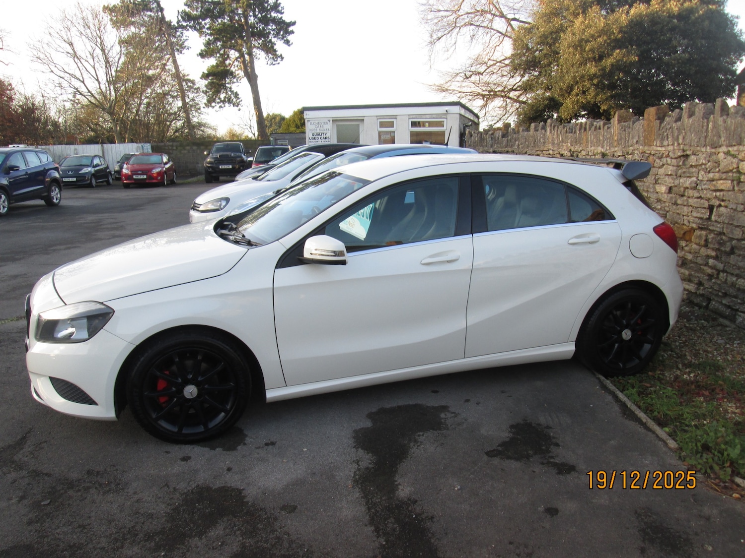 Used Mercedes-Benz A-Class 2014 for sale - 76971532: Photo 2