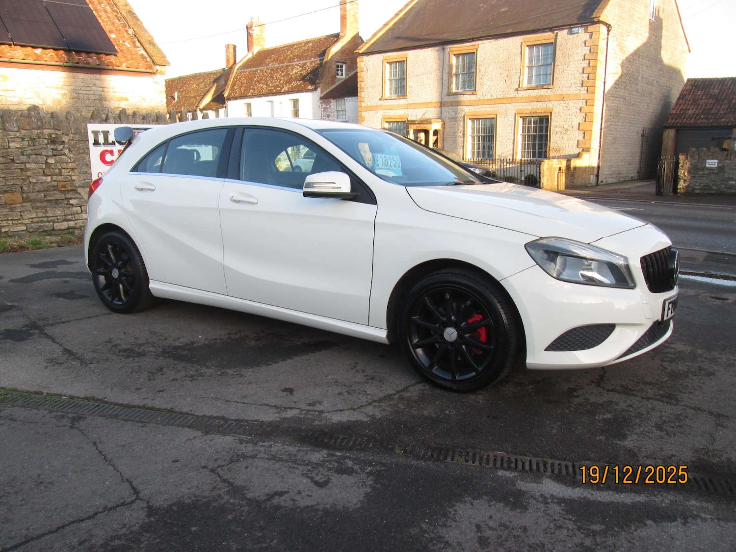Used Mercedes-Benz A-Class 2014 for sale - 76971532: Photo 3