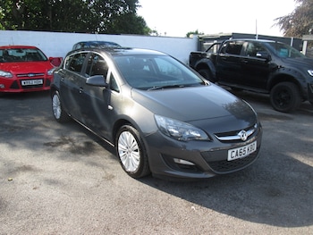 Used Vauxhall Astra 2015 for sale - 79087861: Photo