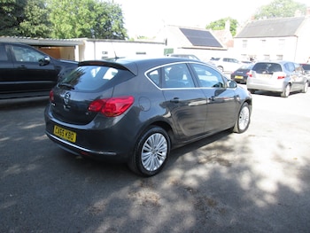 Used Vauxhall Astra 2015 for sale - 79087861: Photo