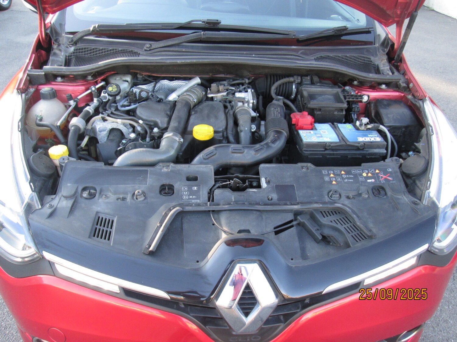 Used Renault Clio 2016 for sale - 76076943: Photo 24