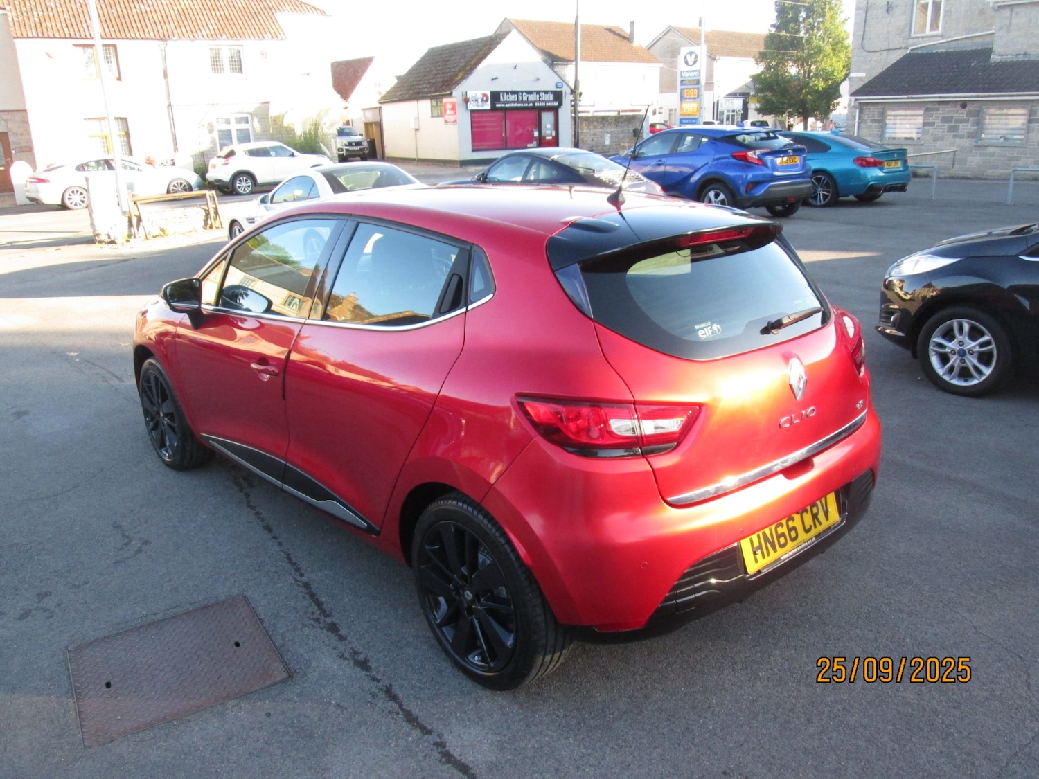 Used Renault Clio 2016 for sale - 76076943: Photo 5