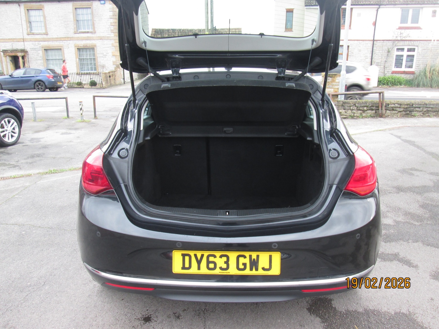 Used Vauxhall Astra 2013 for sale - 77605316: Photo 12