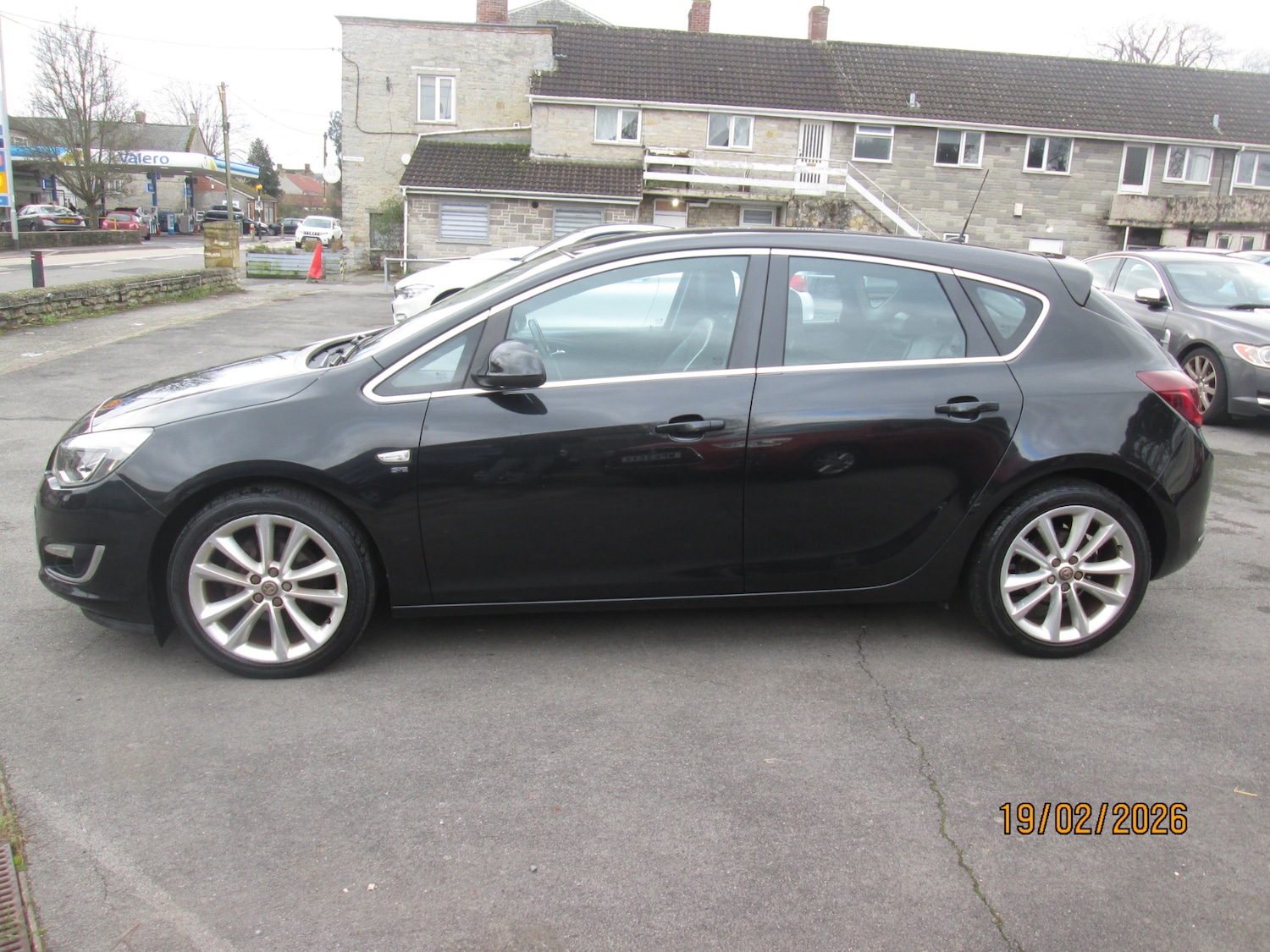 Used Vauxhall Astra 2013 for sale - 77605316: Photo 2