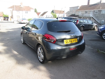 Used Peugeot 208 2016 for sale - 78984878: Photo