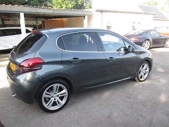 Used Peugeot 208 2016 for sale - 78984878: Photo