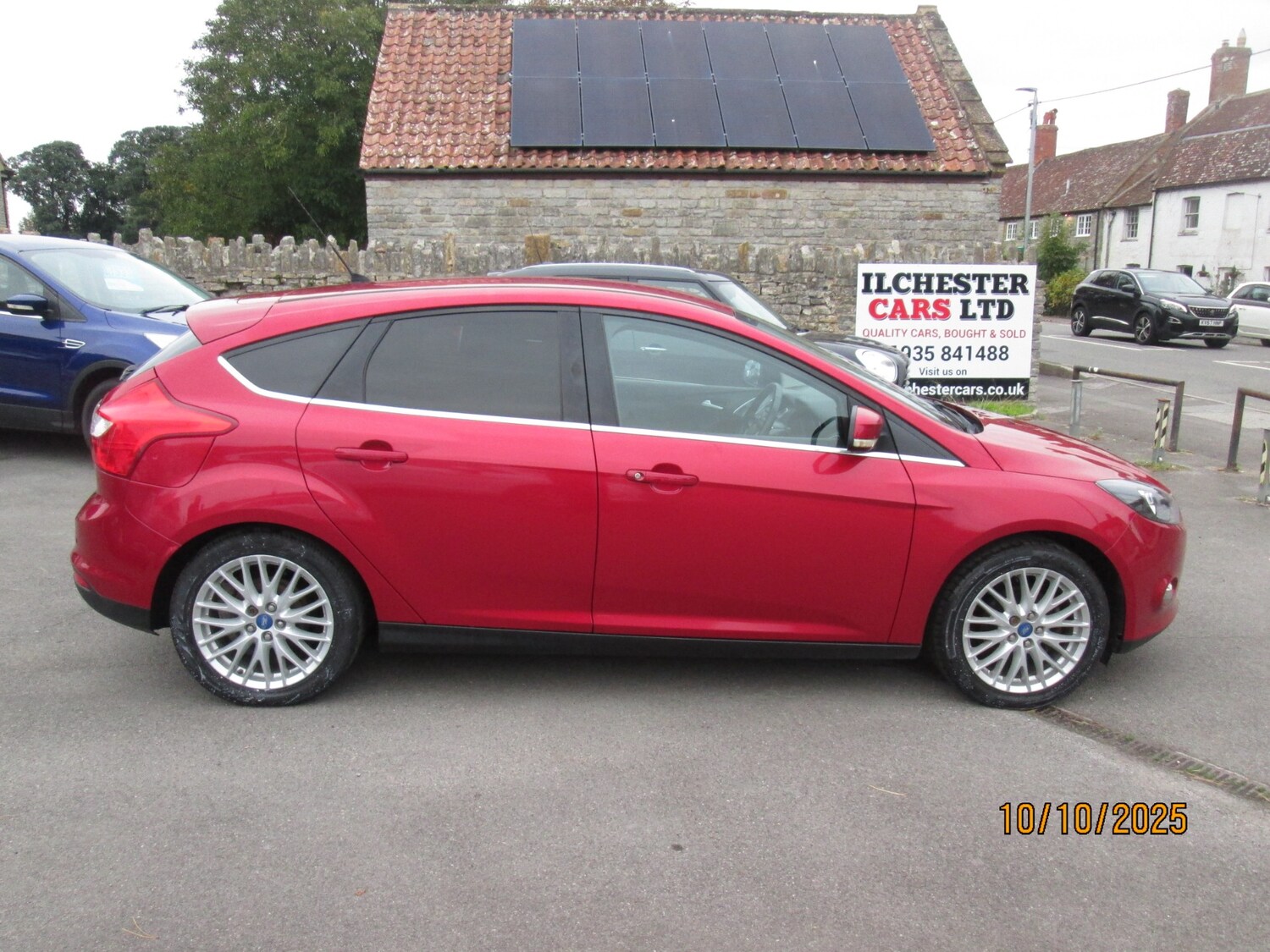 Used Ford Focus 2011 for sale - 76243920: Photo 3