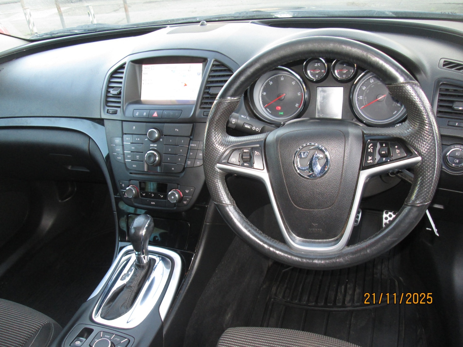 Used Vauxhall Insignia 2012 for sale - 76652940: Photo 10