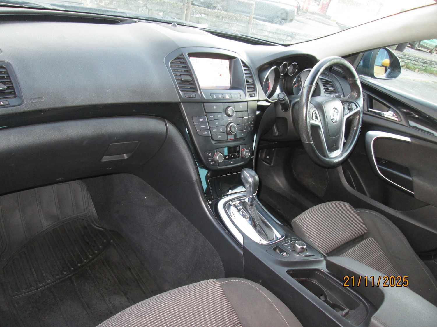 Used Vauxhall Insignia 2012 for sale - 76652940: Photo 11