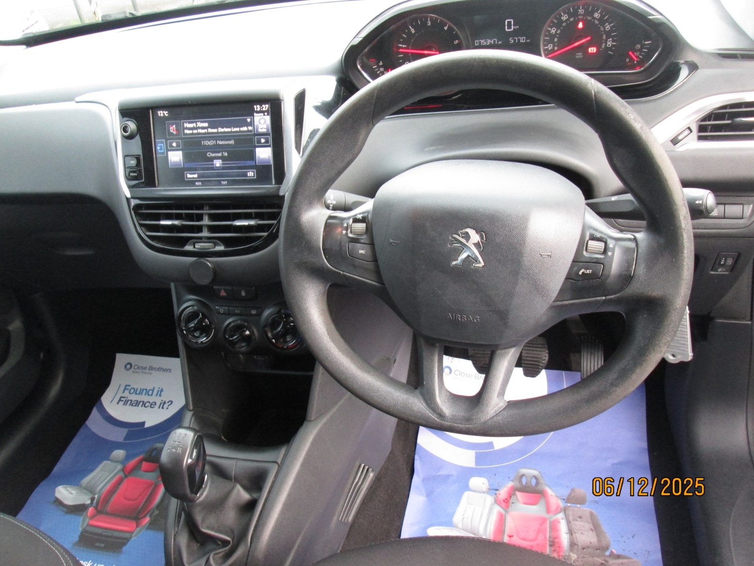 Used Peugeot 208 2015 for sale - 76845904: Photo 9