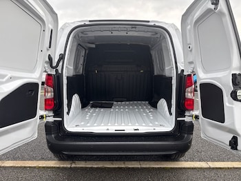 Used Vauxhall Combo 2026 for sale - 79199120: Photo