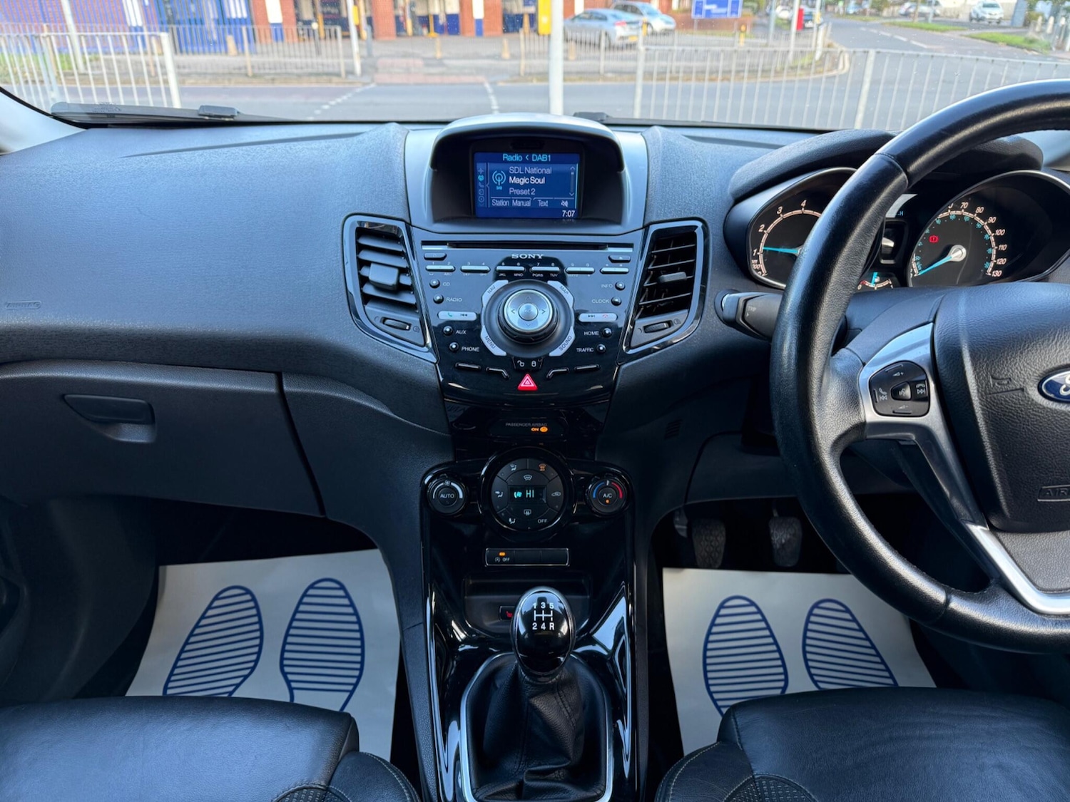 Used Ford Fiesta 2014 for sale - 76484372: Photo 27