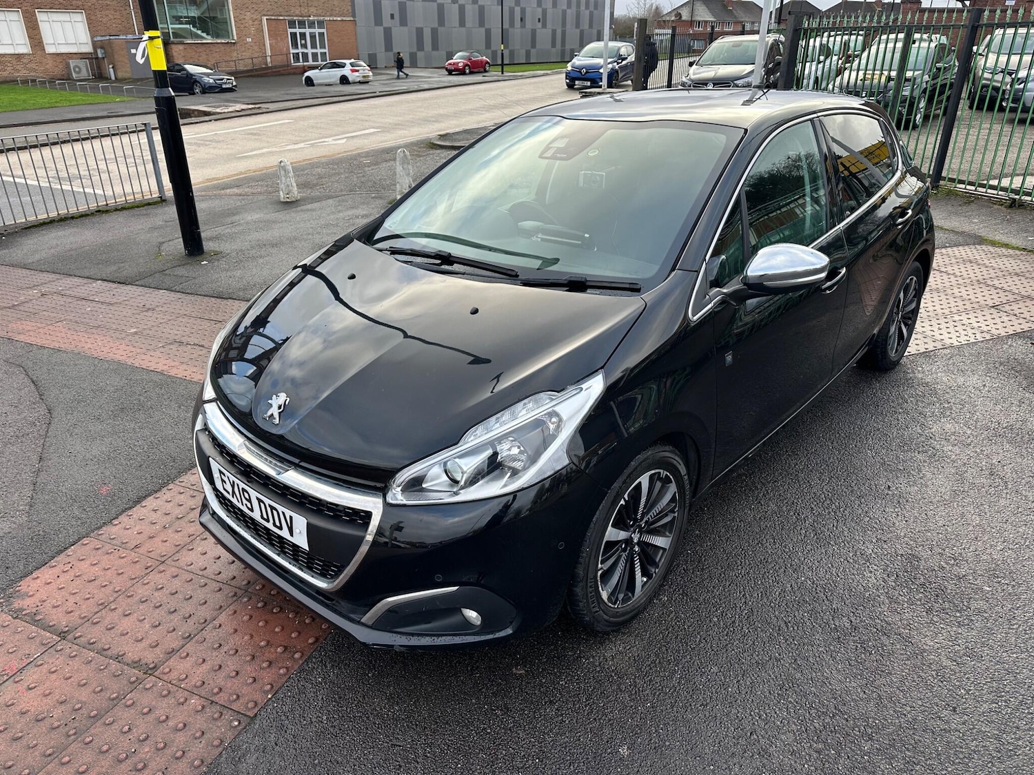 Used Peugeot 208 2019 for sale - 77175442: Photo 12