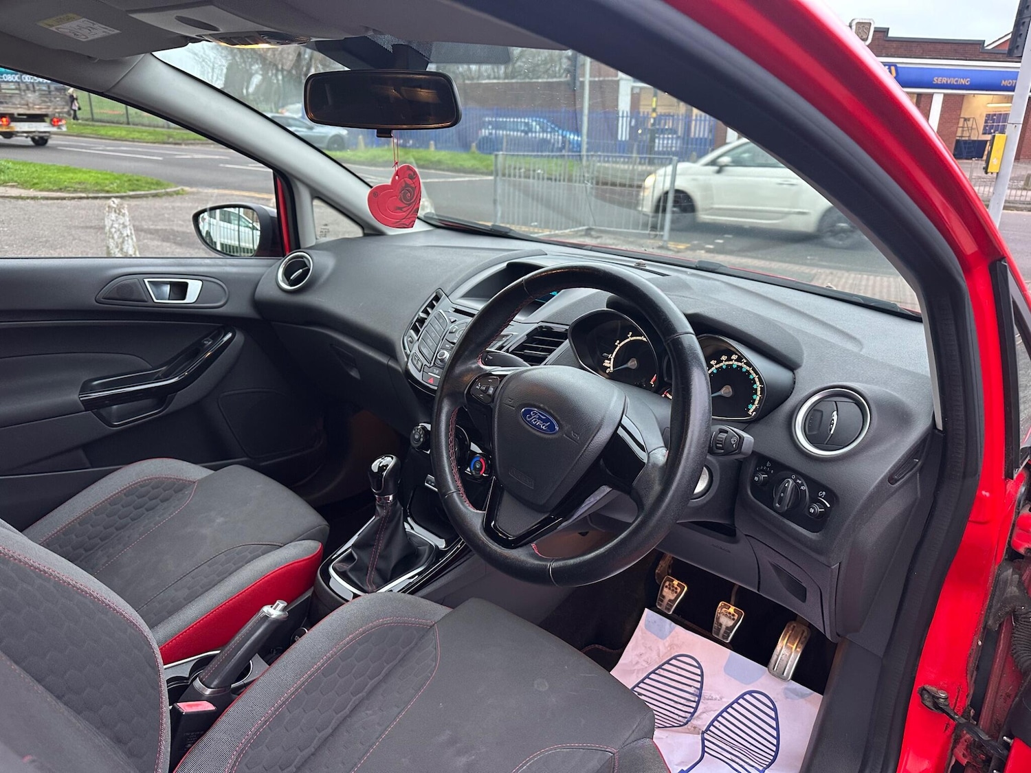 Used Ford Fiesta 2015 for sale - 77425329: Photo 17