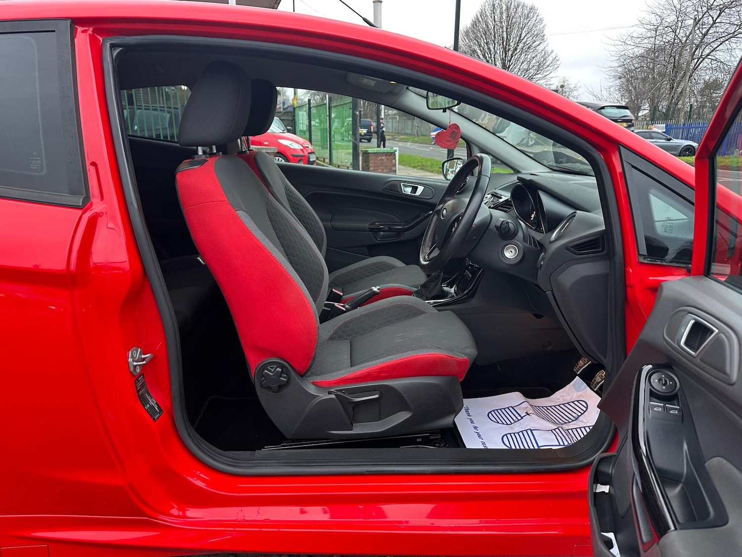 Used Ford Fiesta 2015 for sale - 77425329: Photo 20