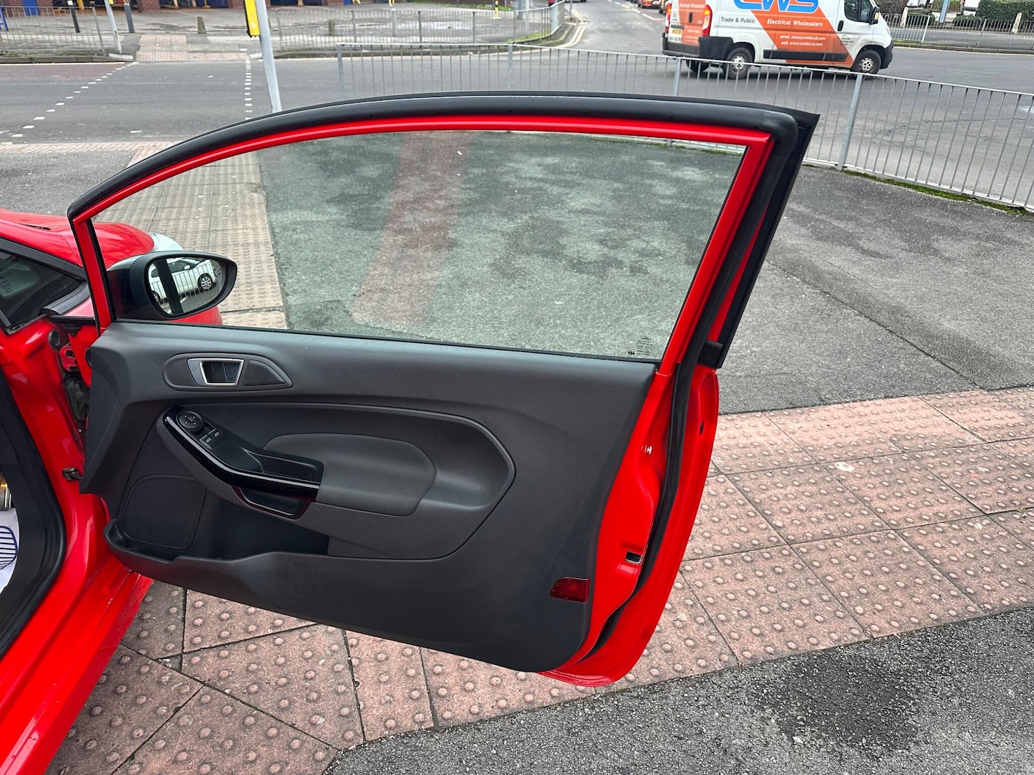 Used Ford Fiesta 2015 for sale - 77425329: Photo 24