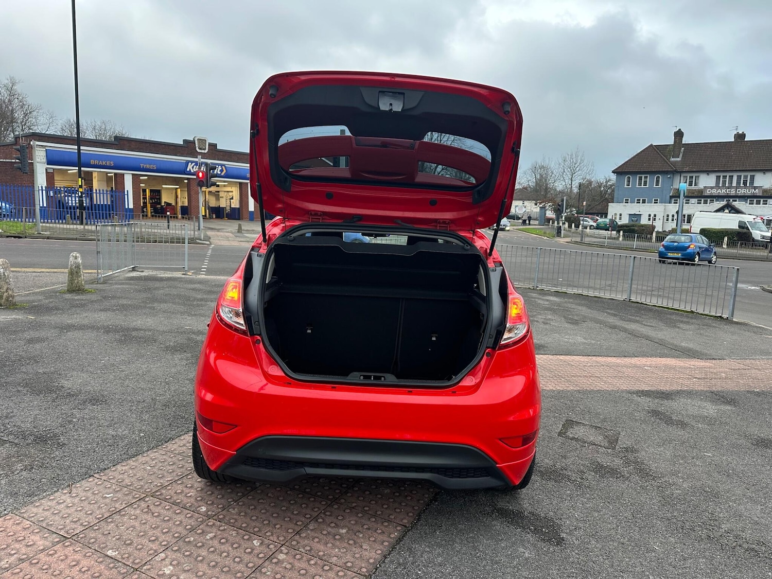 Used Ford Fiesta 2015 for sale - 77425329: Photo 26