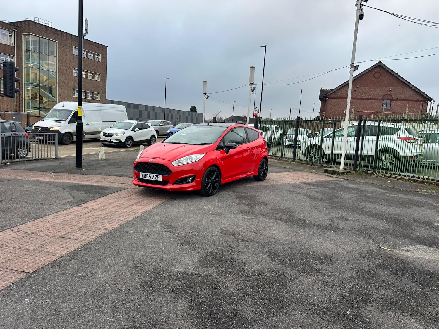 Used Ford Fiesta 2015 for sale - 77425329: Photo 9