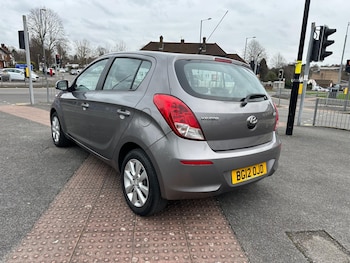 Used Hyundai i20 2012 for sale - 77598694: Photo