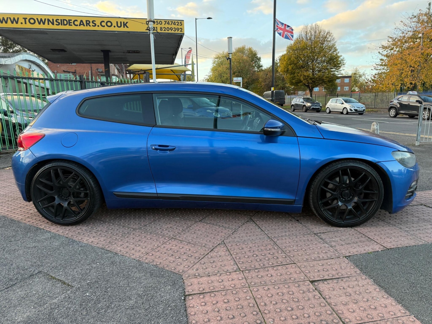 Used Volkswagen Scirocco 2012 for sale - 76388105: Photo 3