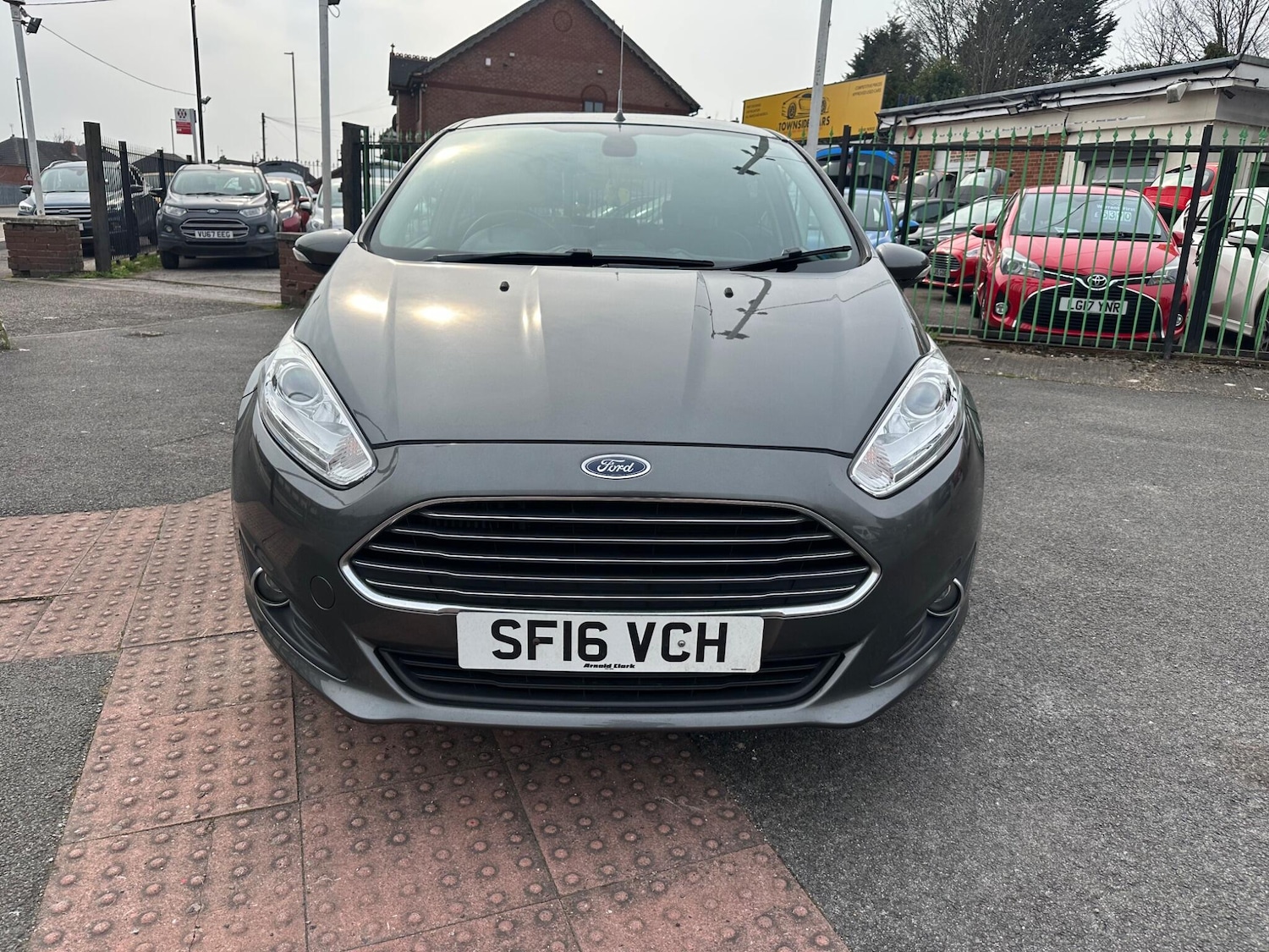 Used Ford Fiesta 2016 for sale - 77982536: Photo 2