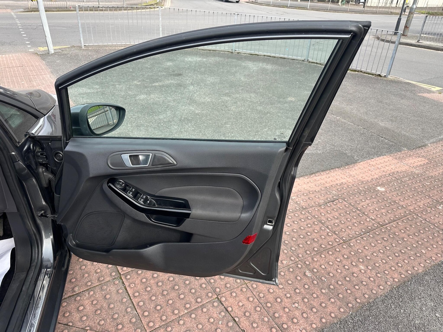 Used Ford Fiesta 2016 for sale - 77982536: Photo 24