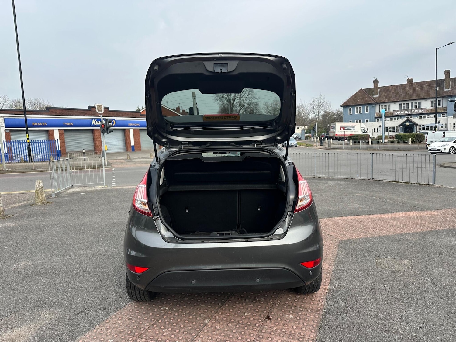 Used Ford Fiesta 2016 for sale - 77982536: Photo 28