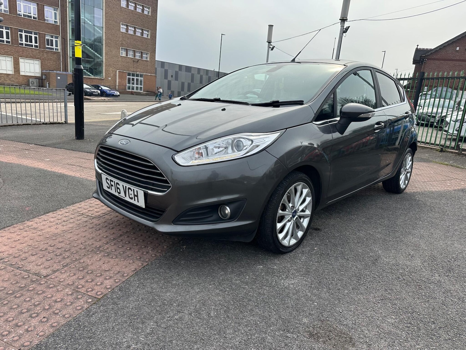 Used Ford Fiesta 2016 for sale - 77982536: Photo 3