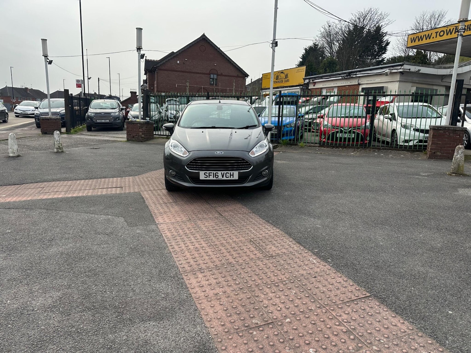 Used Ford Fiesta 2016 for sale - 77982536: Photo 5