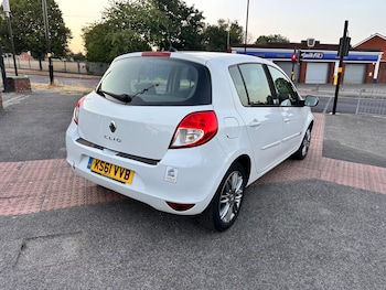 Used Renault Clio 2011 for sale - 79188975: Photo