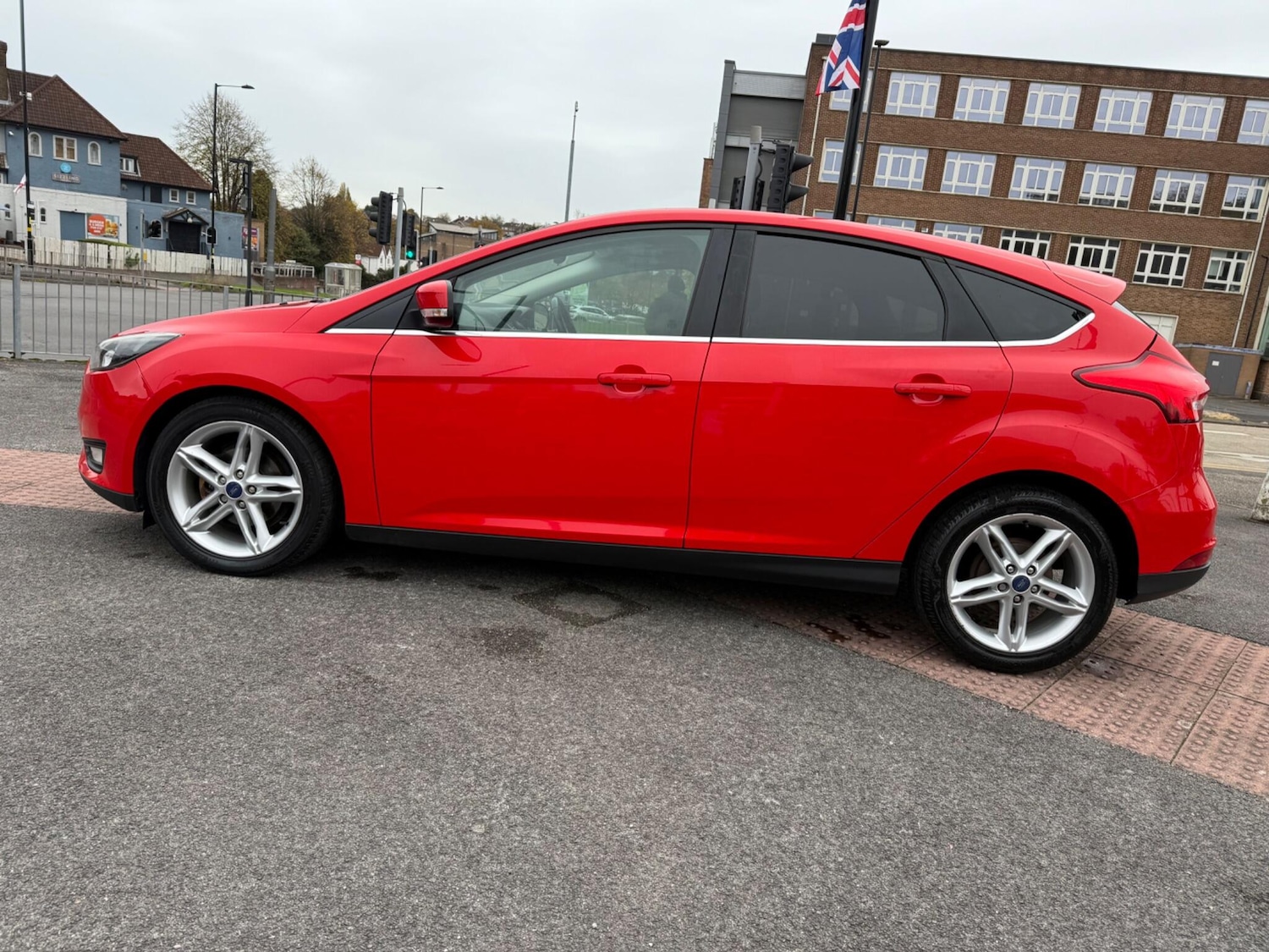 Used Ford Focus 2015 for sale - 76423023: Photo 8