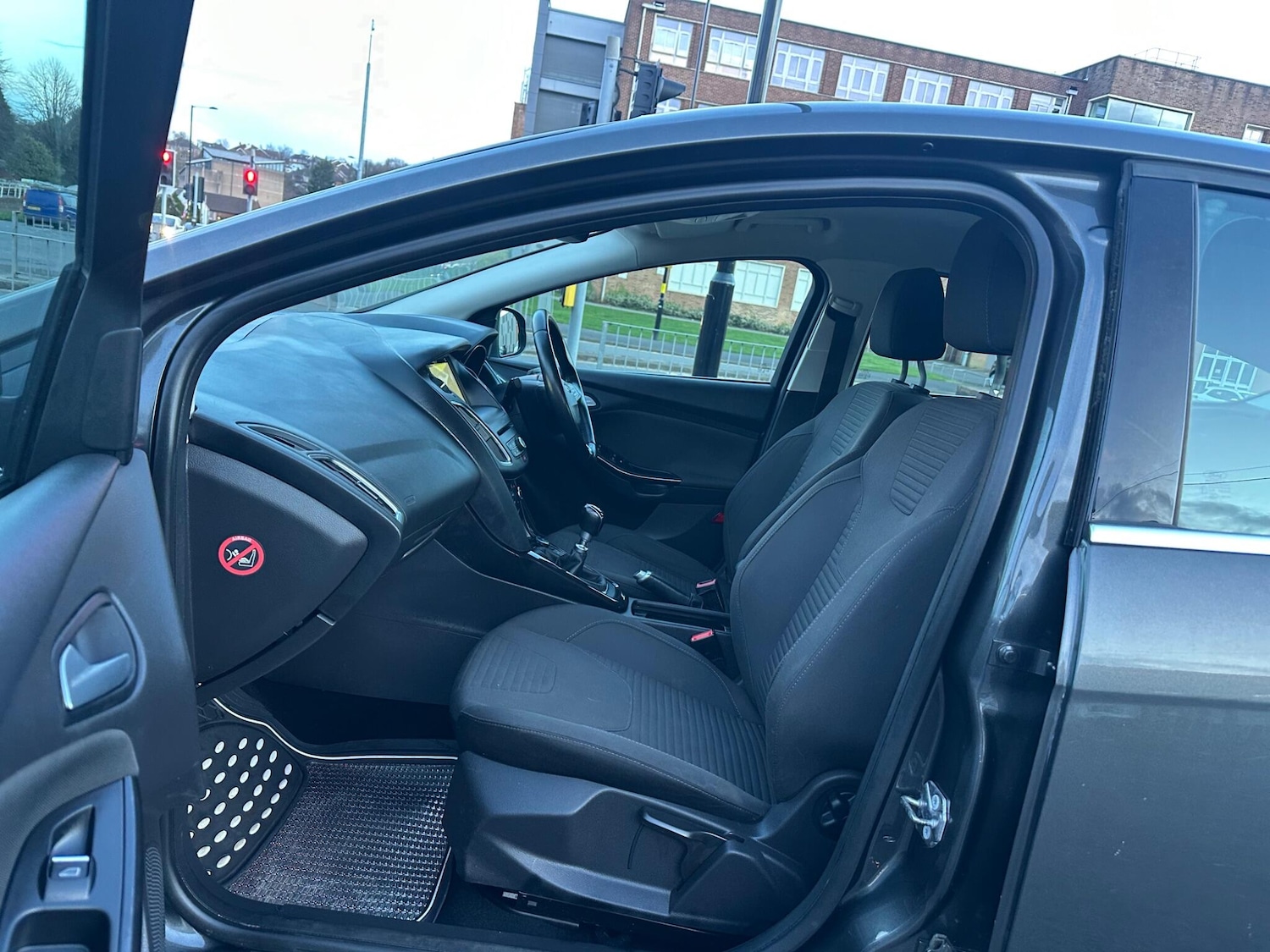 Used Ford Focus for sale - 77883604: Photo 30