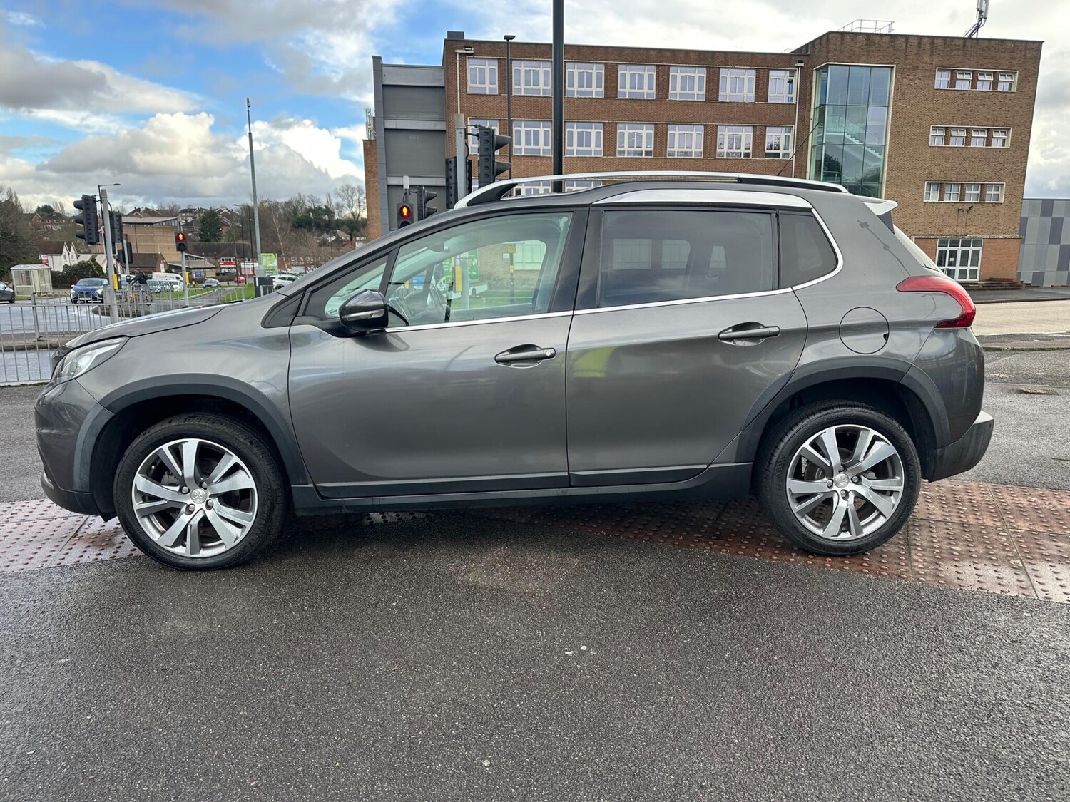 Used Peugeot 2008 for sale - 77575013: Photo 12