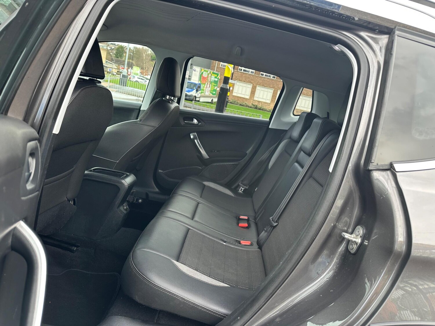 Used Peugeot 2008 for sale - 77575013: Photo 23